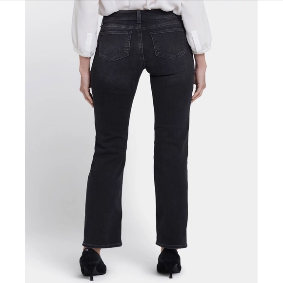 NYDJ Marilyn Straight Black Jeans Women’s Size 6 Lift Tuck Technology Slimming - Picture 3 of 13